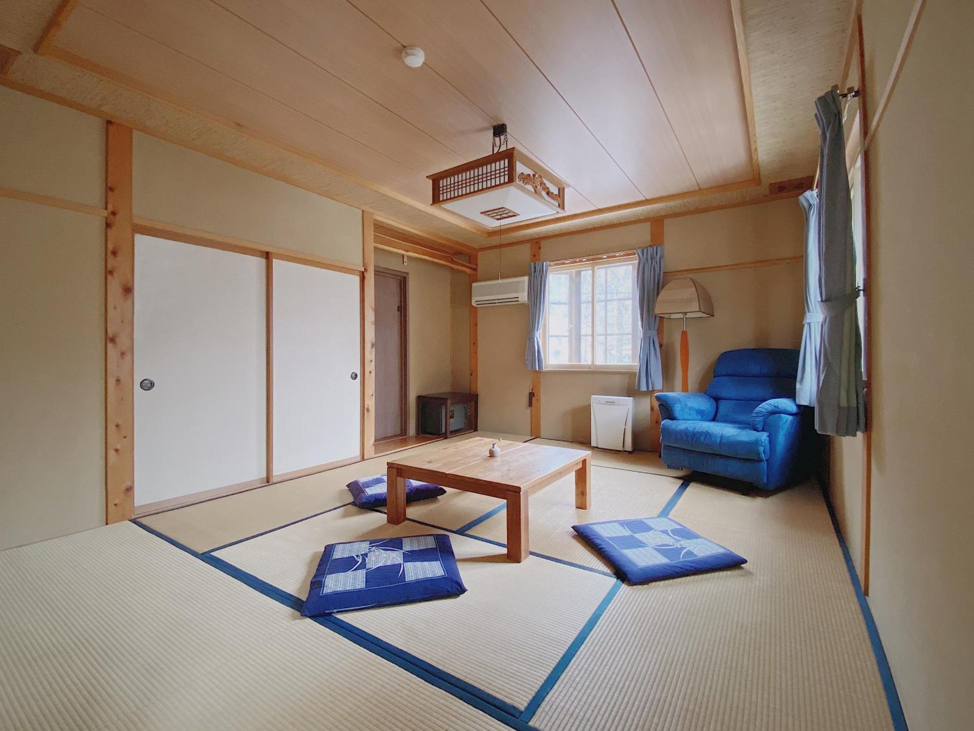 Apricot Pension Hakuba Ngoại thất bức ảnh